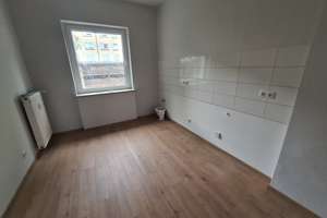 Modernisiert! Top 4,5 Raum EG-Wohnung in GE-Schalke! – Hülsmannstraße 2, 45881 Schalke-Nord, Gelsenkirchen – Vorschaubild 3