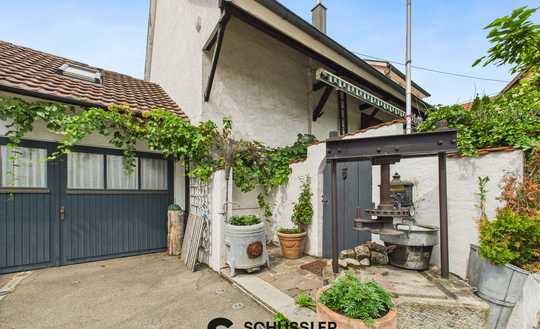 Einzigartiges Mehrgenerationenhaus mit viel Potenzial & besonderem Charakter in Pliezhausen-Gniebel