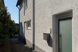 Bezugsfreie 3-Zimmer-Wohnung mit Privat Garten Terrasse/ Südausrichtung / Zentrum/ Seenähe – Die vollständige Adresse der Immobilie erhältst du vom Anbieter., 78476 Allensbach – Vorschaubild 2