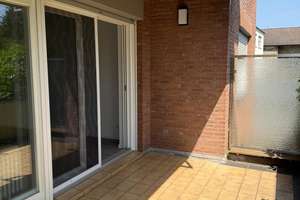 Schöne und ruhige 2-Zimmer Wohnung mit Gäste-WC und Bad inklusive Balkon auf 98m² – Eilendorfer Straße 102, 52078 Brand, Aachen – Vorschaubild 2