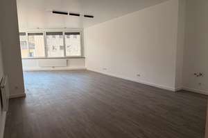 Erstbezug nach Sanierung, einmalige  2,5-Zimmer-Wohnung mit DOMBLICK – Am Brand  22, 55116 Altstadt, Mainz – Vorschaubild 2