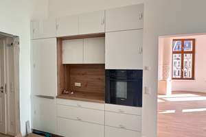 Stilvoll modernisierte 3-Zimmer-Altbauwohnung mit Balkon in zentraler Innenstadtlage – 39104 Altstadt, Magdeburg – Vorschaubild 2