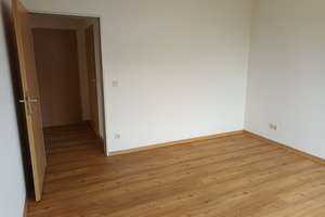 2 Zimmer mit großer Loggia auf der Sonnenseite - Reislingen S/W – V.-Droste-Hülshoff-Str. 33, 38446 Reislingen, Wolfsburg – Vorschaubild 7
