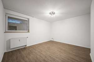 Helle Gartenwohnung mit Wintergarten, Hobbyraum & Carport  – Die vollständige Adresse der Immobilie erhältst du vom Anbieter., 85053 Südost, Ingolstadt – Vorschaubild 6