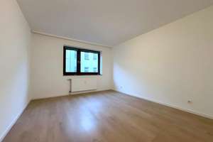 Renovierte City-Oase: 3 Zimmer mit großer Gartenterrasse & TG, PROVISIONSFREI – 47799 Cracau, Krefeld – Vorschaubild 18