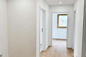 Frisch sanierte 3-Zimmer-Wohnung mit Süd-West-Balkon und Blick ins Grüne in Fürth-Unterfarrnbach