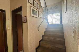 Einfamilienhaus mit viel Potenzial in Nürnberg – Die vollständige Adresse der Immobilie erhältst du vom Anbieter., 90431 Gaismannshof, Nürnberg – Vorschaubild 4