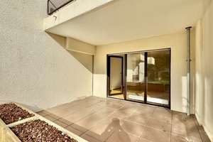 Lichtdurchflutete 2-Zimmer-Erdgeschoss-Wohnung mit Balkon und Tiefgarage in Düsseldorf-Mörsenbroich – 40470 Mörsenbroich, Düsseldorf – Vorschaubild 9