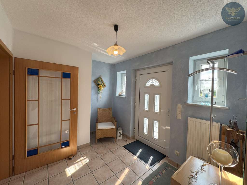 Immobilie in Künzing - Renditestarkes Dreifamilienhaus mit Ferienwohnungs-Potenzial - Bild 1