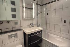 Exklusive 2-Raum-Maisonette-Wohnung mit gehobener Innenausstattung mit EBK in München Solln – Die vollständige Adresse der Immobilie erhältst du vom Anbieter., 81479 Solln, München – Vorschaubild 3