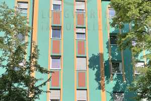 Wohnung 2: 2 Zimmer, 46,01 m² gut vermietet, modernisiert, 3 Wohnungen im selben Haus zum Verkauf! – Nürnberg – Vorschaubild 1