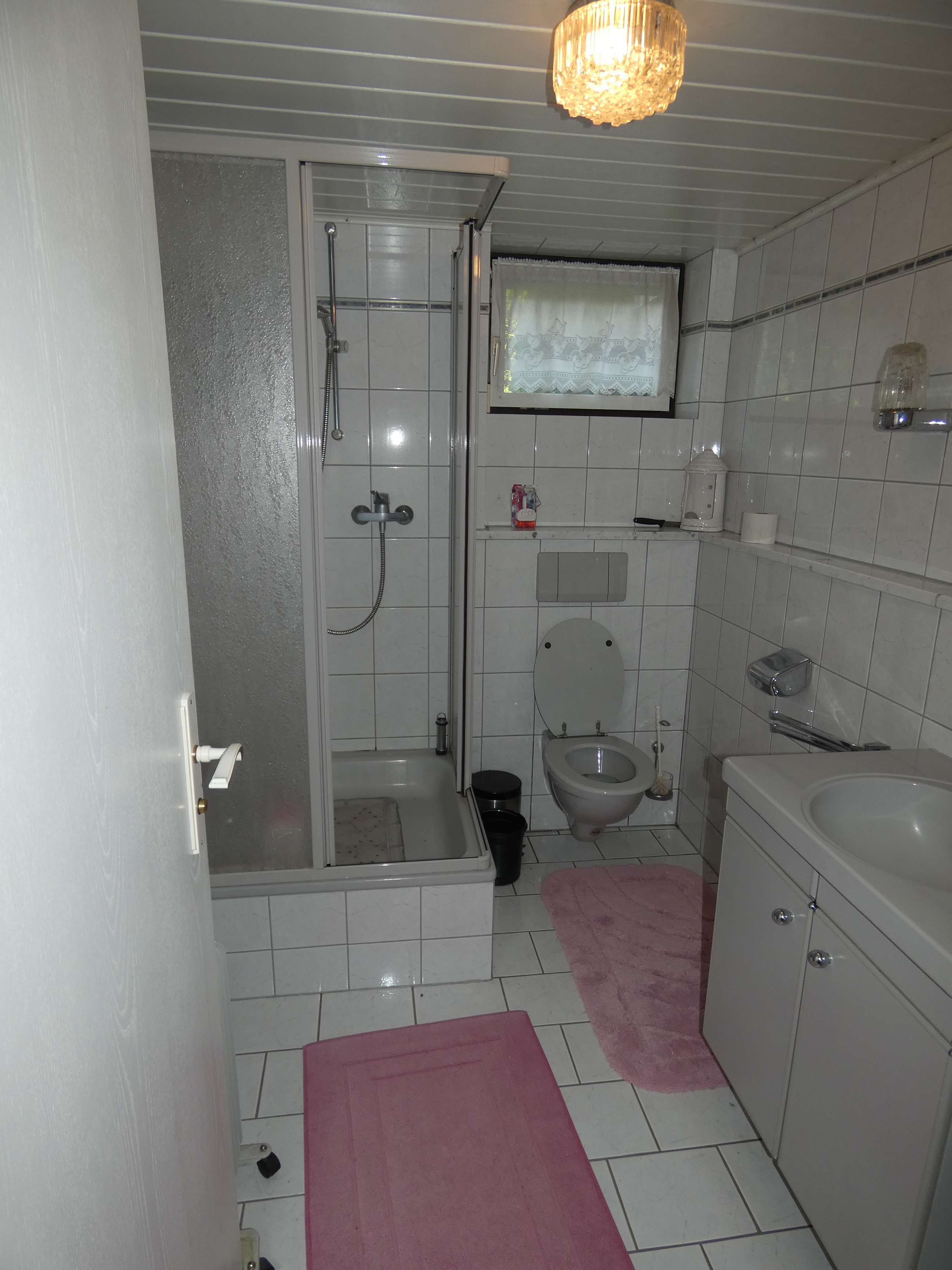 Immobilie in Kühbach - Ganz viel Platz - solides 2-3 Familienhaus in Kühbach zuverkaufen - Bild 11