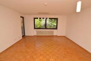 RÖNPAGEL IMMOBILIEN: Anderten - ruhige 3 Zi. WHG + Parkett + Loggia + Frei + Garage möglich – Wartheweg 13, 30559 Anderten, Hannover – Vorschaubild 4