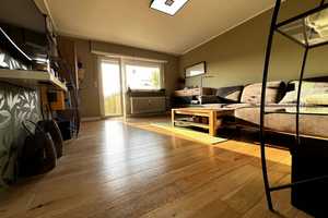 Moderne, sehr gepflegte 2-Zimmer-Wohnung  mit zwei Balkonen und Außenstellplatz, zentral gelegen – Mannheim – Vorschaubild 2