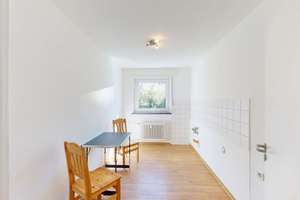 Reinkommen, Wohlfühlen, Bleiben: Lichtdurchflutete 2-Zimmer-Wohnung mit Balkon in KA-Grünwinkel – Die vollständige Adresse der Immobilie erhältst du vom Anbieter., 76189 Grünwinkel, Karlsruhe – Vorschaubild 10