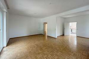 Wohnen mit Weitblick! 3-Zimmer-Wohnung in exklusiver Lage von Stuttgart – Die vollständige Adresse der Immobilie erhältst du vom Anbieter., 70192 Lenzhalde, Stuttgart – Vorschaubild 2
