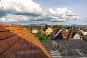Teilsaniertes Zweifamilienhaus mit großem Garten & Wirtschaftsgebäude im Angebotsverfahren – Emmendingen (Kreis) – Vorschaubild 60