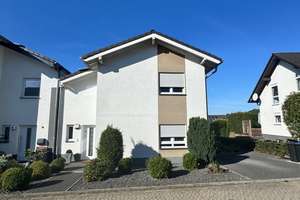 "Ihr neues Zuhause zum Wohlfühlen - Doppelhaushälfte mit Herz" – Die vollständige Adresse der Immobilie erhältst du vom Anbieter., 56283 Nörtershausen – Vorschaubild 1