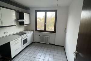 Exklusive 3-Zimmer-Wohnung mit EBK, Gäste-WC mit Dusche und Stellplatz nahe Dus Zoopark, ruhige lage – Marie-Juchacz-Straße 9, 40470 Mörsenbroich, Düsseldorf – Vorschaubild 9