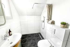 Renoviert & lichtdurchflutet - Stilvolle Wohnung im herrlichen Zooviertel! – Die vollständige Adresse der Immobilie erhältst du vom Anbieter., 40237 Düsseltal, Düsseldorf – Vorschaubild 3