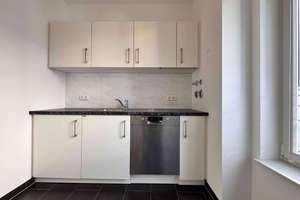 2-Zimmer-Neubauwohnung mit Einbauküche, Fußbodenheizung, Balkon, Fahrstuhl & eigenem PKW-Stellplatz – Großbeerenstraße 295B, 14480 Am Stern, Potsdam – Vorschaubild 7