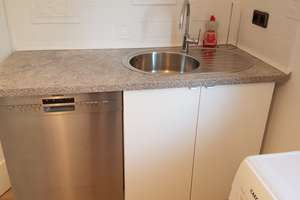 Ungewöhnlich geschnittene 2-Zimmer-Wohnung mit Dachstudio und Balkon in Mainz – Beuthener Straße 36, 55131 Oberstadt, Mainz – Vorschaubild 2