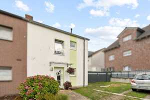 Charmantes Reihenendhaus mit Traumgarten und zwei Sonnenterrassen in Sackgasse – Recklinghausen (Kreis) – Vorschaubild 17