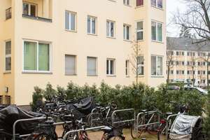 HOMESK - Sofort bezugsfreie 3-Zimmer-Altbauwohnung im Hochparterre in Westend – Reichsstraße 20, 14052 Westend, Berlin – Vorschaubild 20