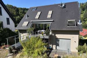 Licht, Luft, Raum - ein Haus mit besonderer Architektur! Durchdachte Villa zum Wohlfühlen mit Pool. – Die vollständige Adresse der Immobilie erhältst du vom Anbieter., 79285 Ebringen – Vorschaubild 18