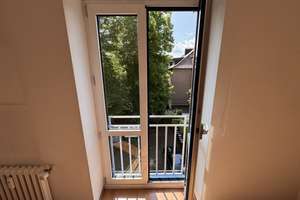 Zentral gelegene 3,5-Zimmer-Wohnung mit Balkon und grünem Ausblick – Robert-Koch-Straße 31, 45879 Altstadt, Gelsenkirchen – Vorschaubild 10
