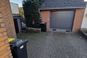 Kernsanierte Doppelhaushälfte mit Garagen in Recklinghausen Wienerviertel – Die vollständige Adresse der Immobilie erhältst du vom Anbieter., 45659 Hillerheide, Recklinghausen – Vorschaubild 2