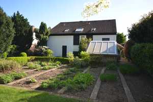 Freistehendes Einfamilienhaus | Einliegerwohnung | Großzügiges Sonnen- Grundstück | Doppelgarage – Neuss (Rhein-Kreis) – Vorschaubild 5