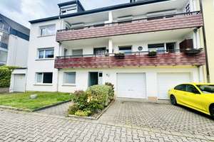 Moderne Eigentumswohnung im Erdgeschoss mit Garage und Einbauküche!