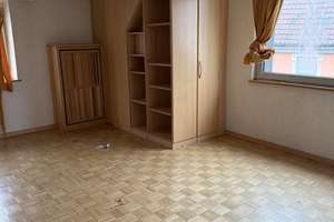 Wohnen und Arbeiten unter einem Dach – Vielseitiges Einfamilienhaus in zentraler Lage von Altena – Die vollständige Adresse der Immobilie erhältst du vom Anbieter., 58762 Altena – Vorschaubild 14