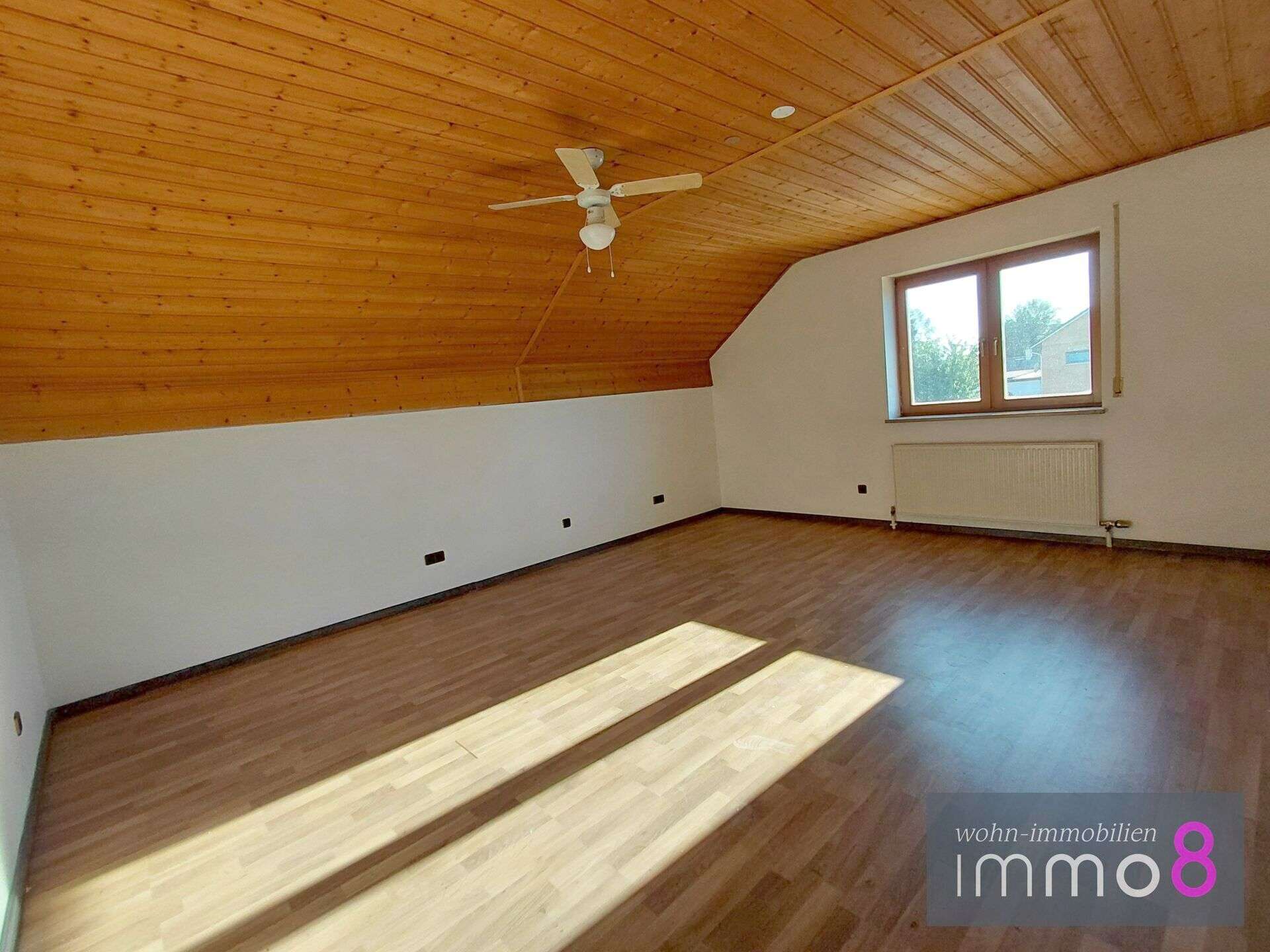 Immobilie in Karlskron - Natur pur bei Ingolstadt - Ruhige DG-Wohnung mit 3 Zimmern - Bild 7