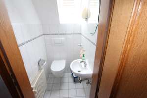 freistehendes Einfamilienhaus mit großem Garten und Garage in Köln-Dellbrück – Kräuterweg 24, 51069 Dellbrück, Köln – Vorschaubild 13