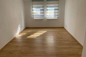 Hübsche 2-Zimmer Wohnung mit Stellplatz in Pforzheim Südoststadt – Die vollständige Adresse der Immobilie erhältst du vom Anbieter., 75175 Buckenberg, Pforzheim – Vorschaubild 2