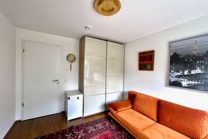 Möblierte 3-Zimmer-Wohnung mit Privatgarten – Wasserburger Landstr. 153a, 81827 Waldtrudering, München – Vorschaubild 9