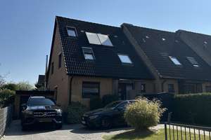 Komfortables Wohnen auf hohem Niveau auf ca. 140m² Wohnfläche, 5 Zimmern mit Garten, Garage und Pool – Die vollständige Adresse der Immobilie erhältst du vom Anbieter., 22117 Billstedt, Hamburg – Vorschaubild 36