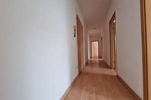 Wohnen mit Ausblick - 3-Zimmer-Dachgeschosswohnung mit zwei Balkonen – Richard-Wagner-Str. 28, 38820 Halberstadt – Vorschaubild 2