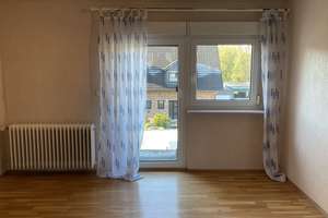großzügige Doppelhaushälfte mit PV-Anlage, Parkett und  Garagen-/Lageranbau – Linder Mauspfad 73, 51147 Lind, Köln – Vorschaubild 27