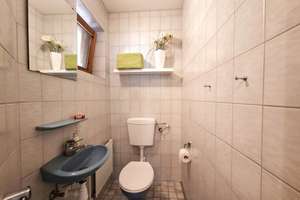 Familiennest zum Wohlfühlen! Charmantes Einfamilienhaus mit 4 Zimmern, Balkon und Garten – Die vollständige Adresse der Immobilie erhältst du vom Anbieter., 26919 Brake (Unterweser) – Vorschaubild 7