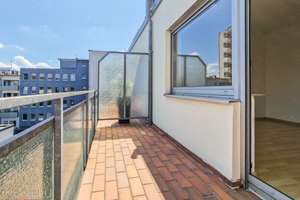 Zentrale 3,5-Zimmer-Wohnung mit Grünblick und zwei sonnigen Balkonen – Die vollständige Adresse der Immobilie erhältst du vom Anbieter., 70176 Feuersee, Stuttgart – Vorschaubild 7