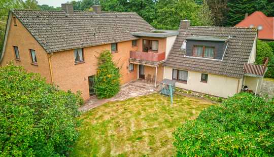 Bild von Sanierungsfähiges Mehrfamilienhaus auf einem traumhaften Grundstück