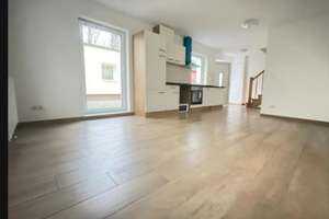 1670 € - 77 m² - 3.0 Zi.