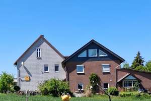 Idyllisches Mehrfamilienhaus mit großem Garten, Ausbaupotenzial & vielseitiger Nutzungsmöglichkeit – Die vollständige Adresse der Immobilie erhältst du vom Anbieter., 37632 Eimen – Vorschaubild 1