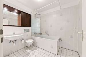Bezugsfreie Altbauwohnung mit Süd-Loggia und perfektem Grundriss – Die vollständige Adresse der Immobilie erhältst du vom Anbieter., 12207 Lichterfelde, Berlin – Vorschaubild 8