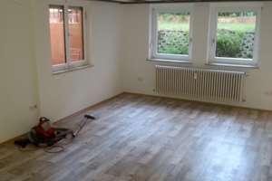 Schöne helle geräumige Kellerwohnung,  ein Zimmer Wohnung in Baden-Baden, Sandweier