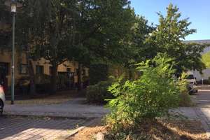 Vermietete 2 Zimmer Wohnung mit Südbalkon — nahe Universität