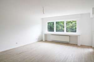 Bereit zum Einziehen! Bezugsfertige 2,5 Zi-Wohnung mit Tiefgaragenstellplatz – Die vollständige Adresse der Immobilie erhältst du vom Anbieter., 45277 Überruhr-Holthausen, Essen – Vorschaubild 2